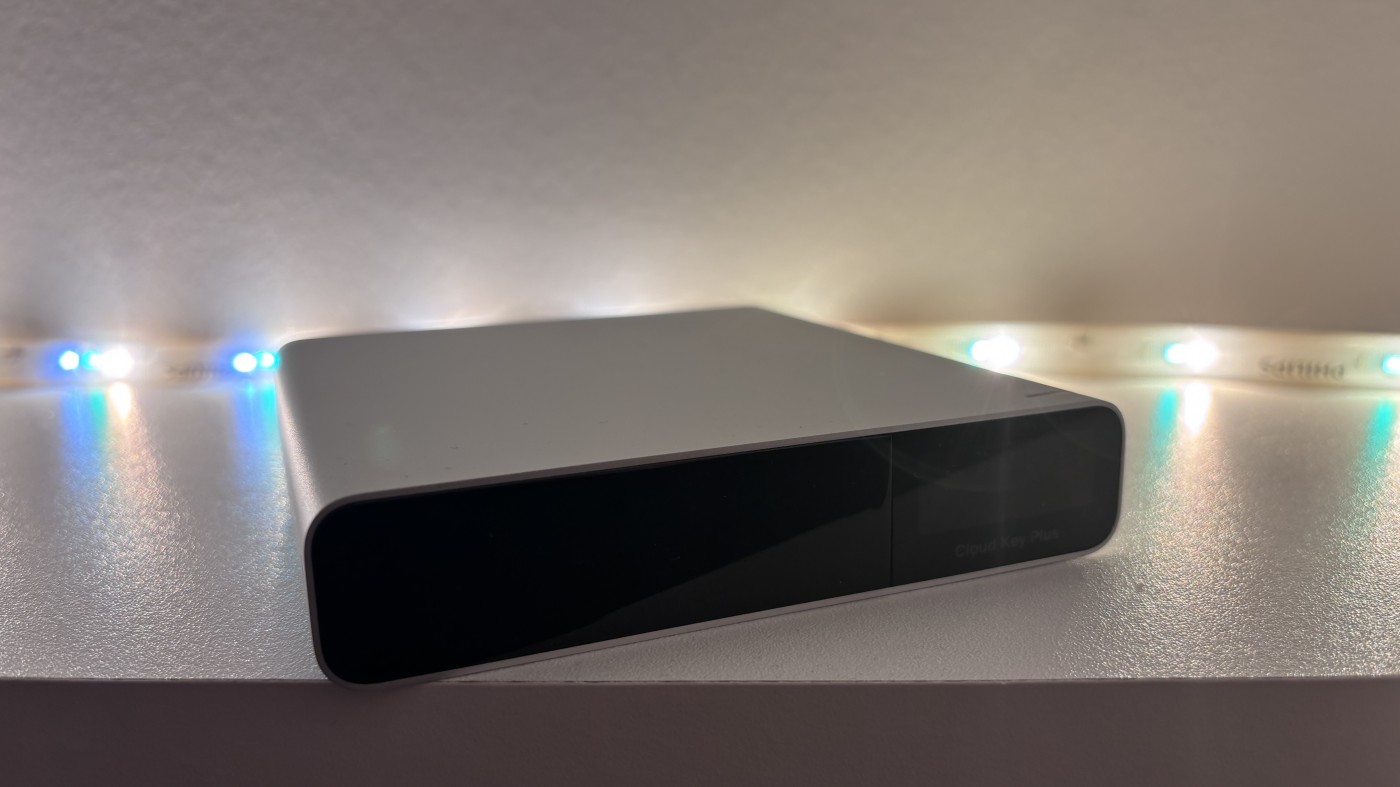 Ubiquiti UniFi Cloud Key G2 Plus, 1TB HDD